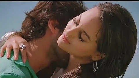 Sonakshi Sinha Shahid Kapoor hot movie screen romantic song video