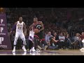 Serge Ibaka se sentindo em casa em Los Angeles!