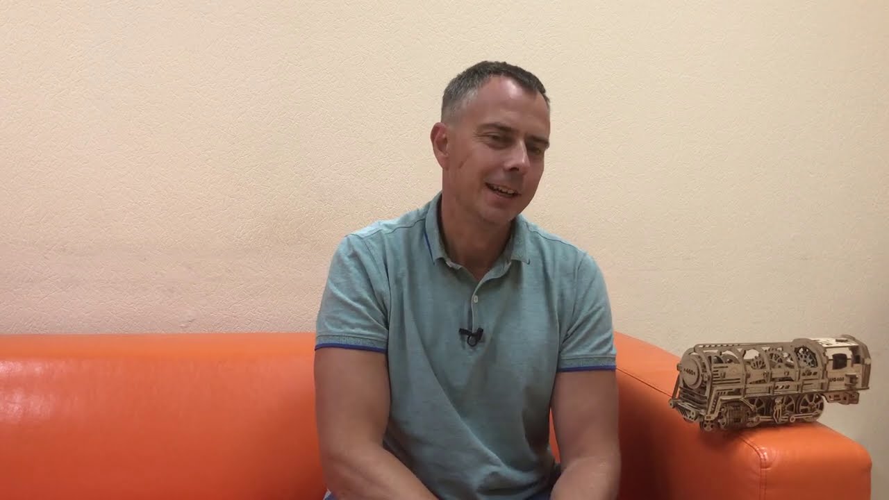 №315 - Что лучше: строить свой бизнес или работать по найму и строить карьеру? :) волнуюсь и делюсь