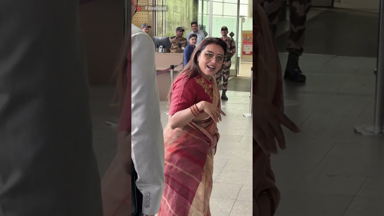 Rani Mukherjee Spotted at the Airport in Chic Style.