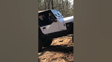 Burt Franklin S V8 YJ On 40s Cruising Up Hood Bad Ugly At Morris Mountain Jeep YJ Offroad 