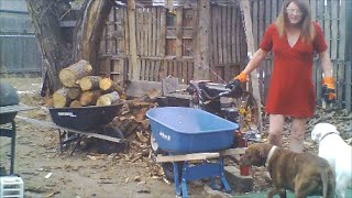 CrossDresser Maxine - Christmas Wood