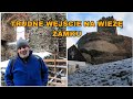 Zwiedzanie w trudnych warunkach pogodowych zamków i pałaców, życie w vanie.