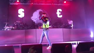 Leggenda - Sfera Ebbasta LIVE