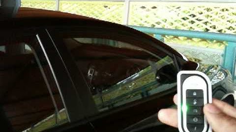 Kia Cerato Forte 1.6EX with Viper 5701 alarm system and two Viper 530T Window module.