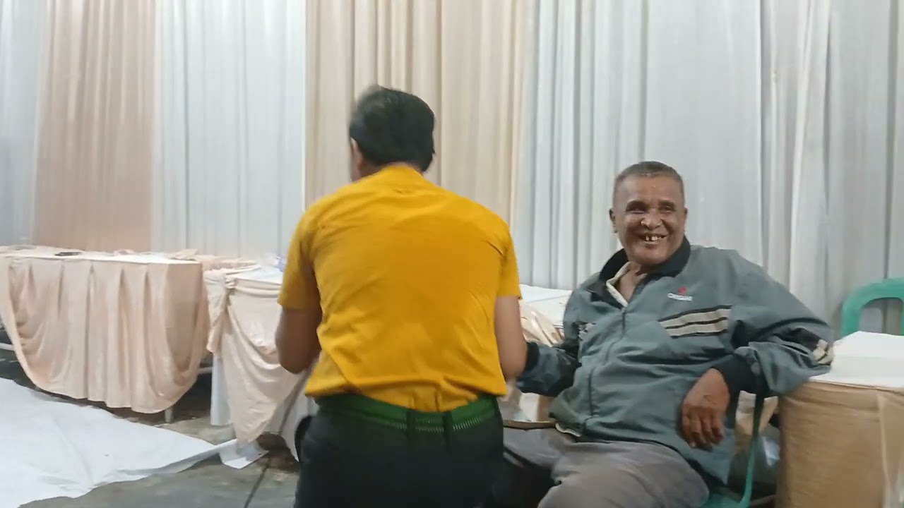 Ajo .atar. duwet. Sama . .mamur. main. Piring