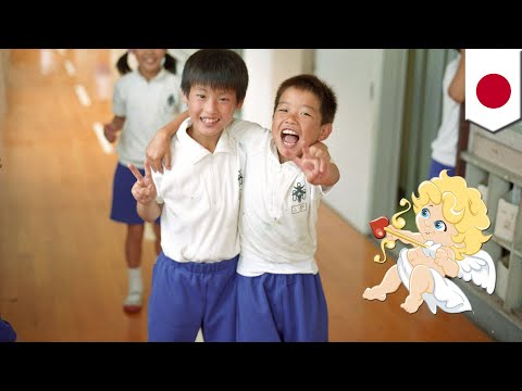 Pria Paruh Baya Diberi Nasihat Cinta Oleh Anak SD Di Jepang - TomoNews