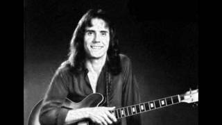 Larry Carlton - Room335 chords