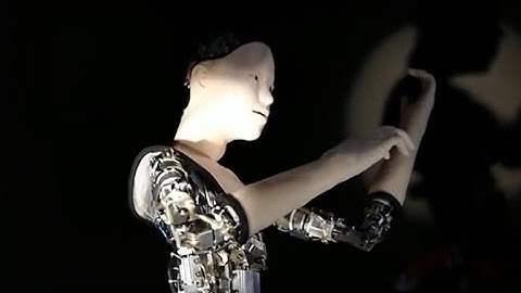 Humanoid robot is powered by neural network