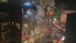 2 dead in Queens apartment fire