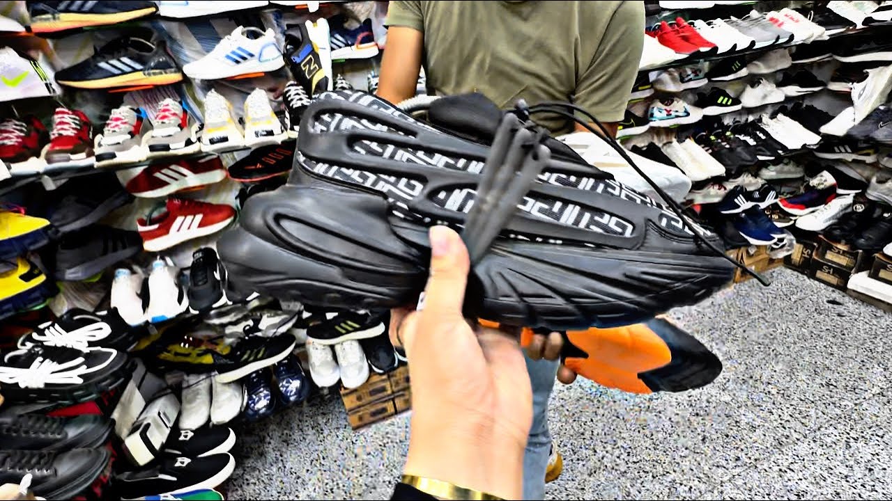 المكان دا انا شوفت فيه العجب 🤷‍♀️اكبر مستورد شوزات اوريجينال السعر صدمه يا جماعة😱🔥