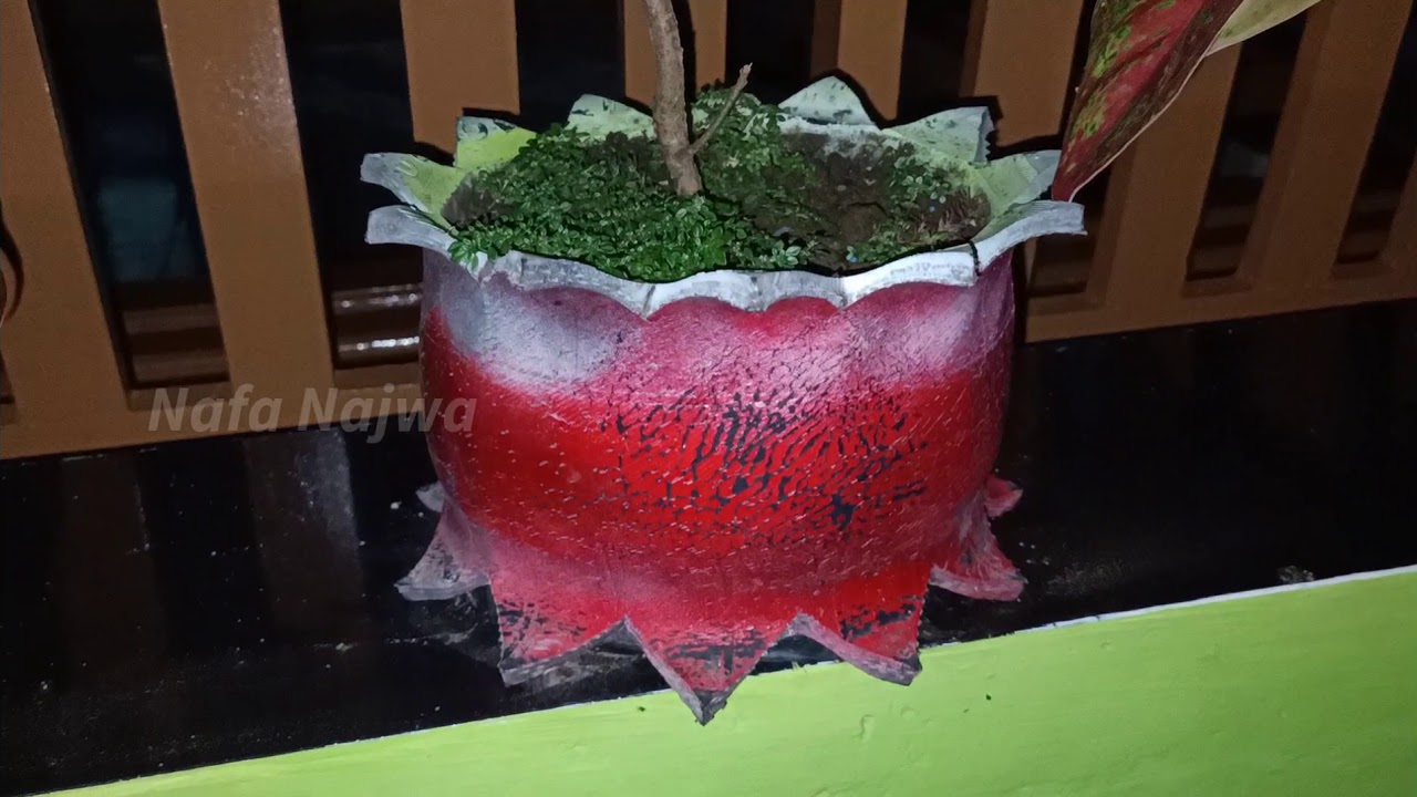  Pot  Bunga  Cantik Dari Ban Bekas YouTube