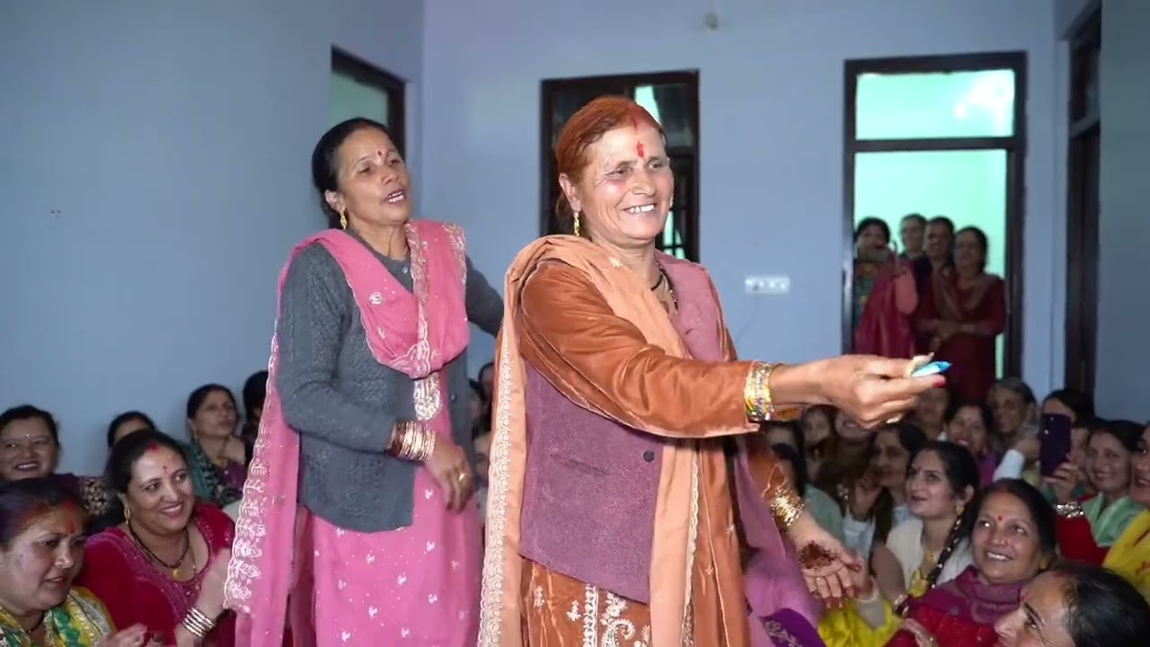 पहाड़ी पुड़ुआ #नाटी #पहाड़ी #पहाड़ीlife #dance#news#हिमाचलप्रदेश #himachalpradesh#song#shorts#reels