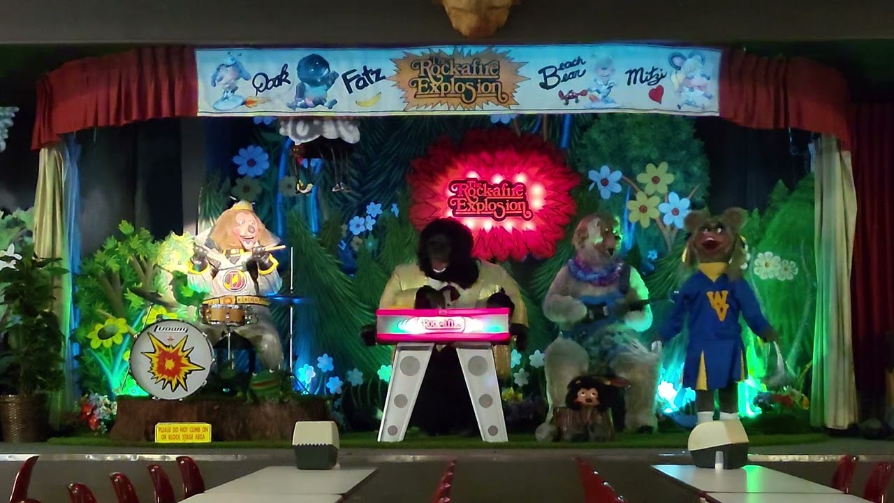 Happy Birthday Medley - The Rock-afire Explosion at Billy Bob's Wonderland