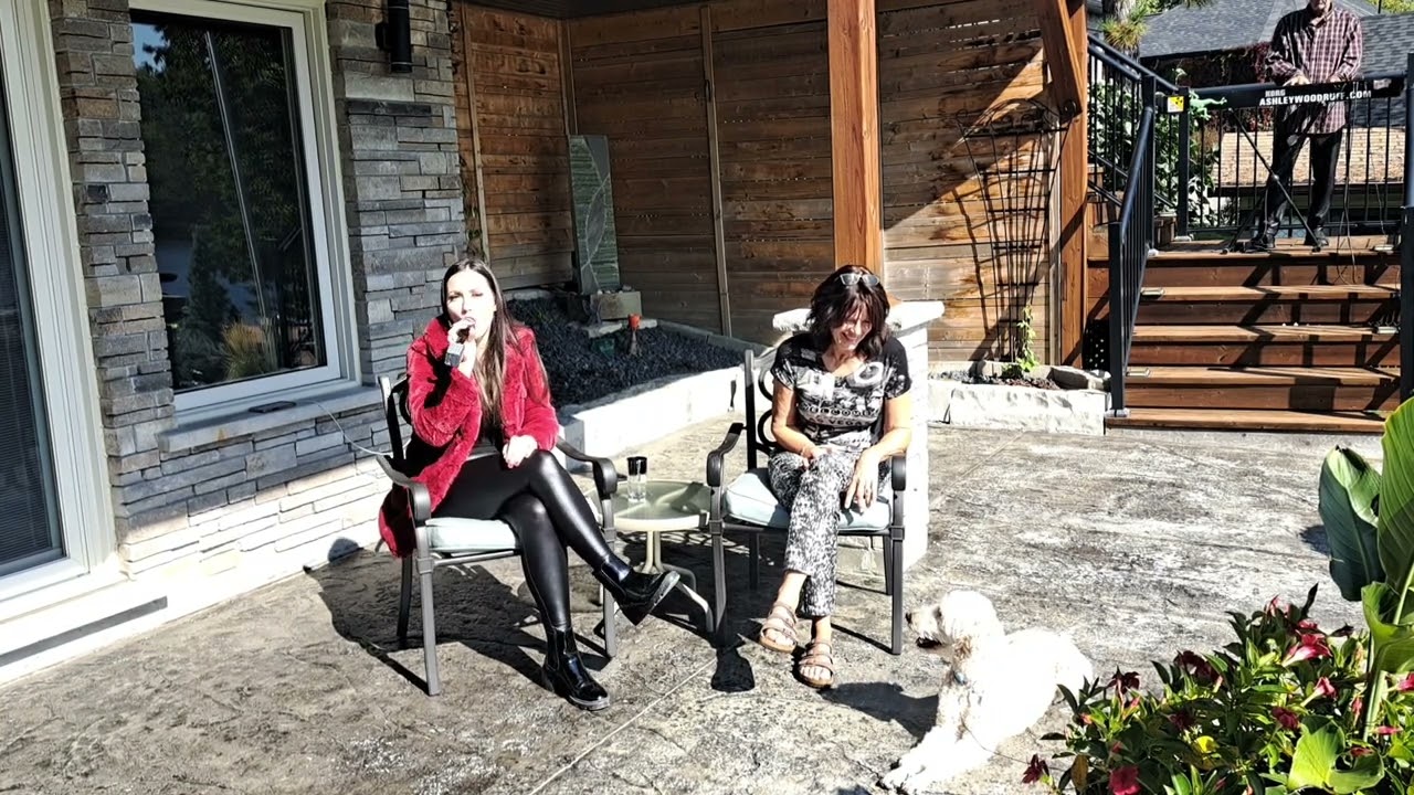 Ashley Woodruff with Rob Murphy - Serenading Our Host - 1/3