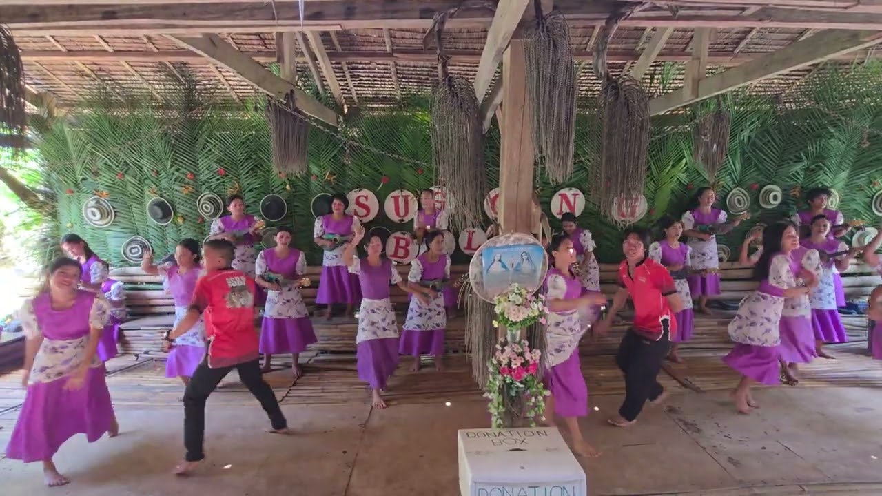 Lunch at Loboc River Cruise Saturday, 8 February 2025 1:28 pm