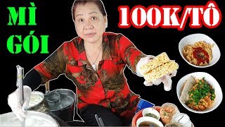 Choáng váng với tô mì gói 100K vỉa hè mắc nhất sài gòn của quán bún chửi cô Huyền