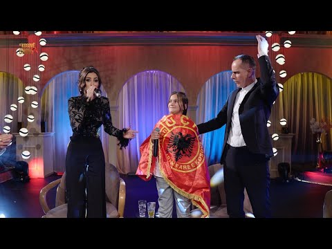 n’Kosove show : Xhida & Ronela Gashi - n’Mitrovice me ngrite flamurin -LIVE ( Ndegjoni sa bukure)