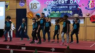 Kee lok Primary std 2 Uranus Dance