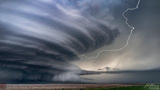 Beautiful Alien-Like Supercells