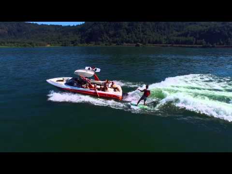 Malibu Wakesetter rips up some waves