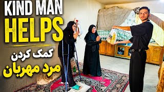 Kind Man Helps a Homeless Mother & Her Injured Daughter ⭐