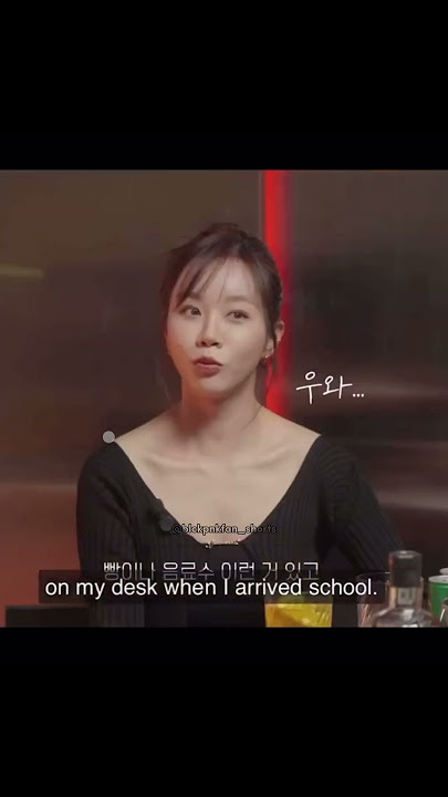 When BLACKPINK JISOO realized she’s “FAMOUS” at their School 😌🤩 #jisoo #blackpink #shorts