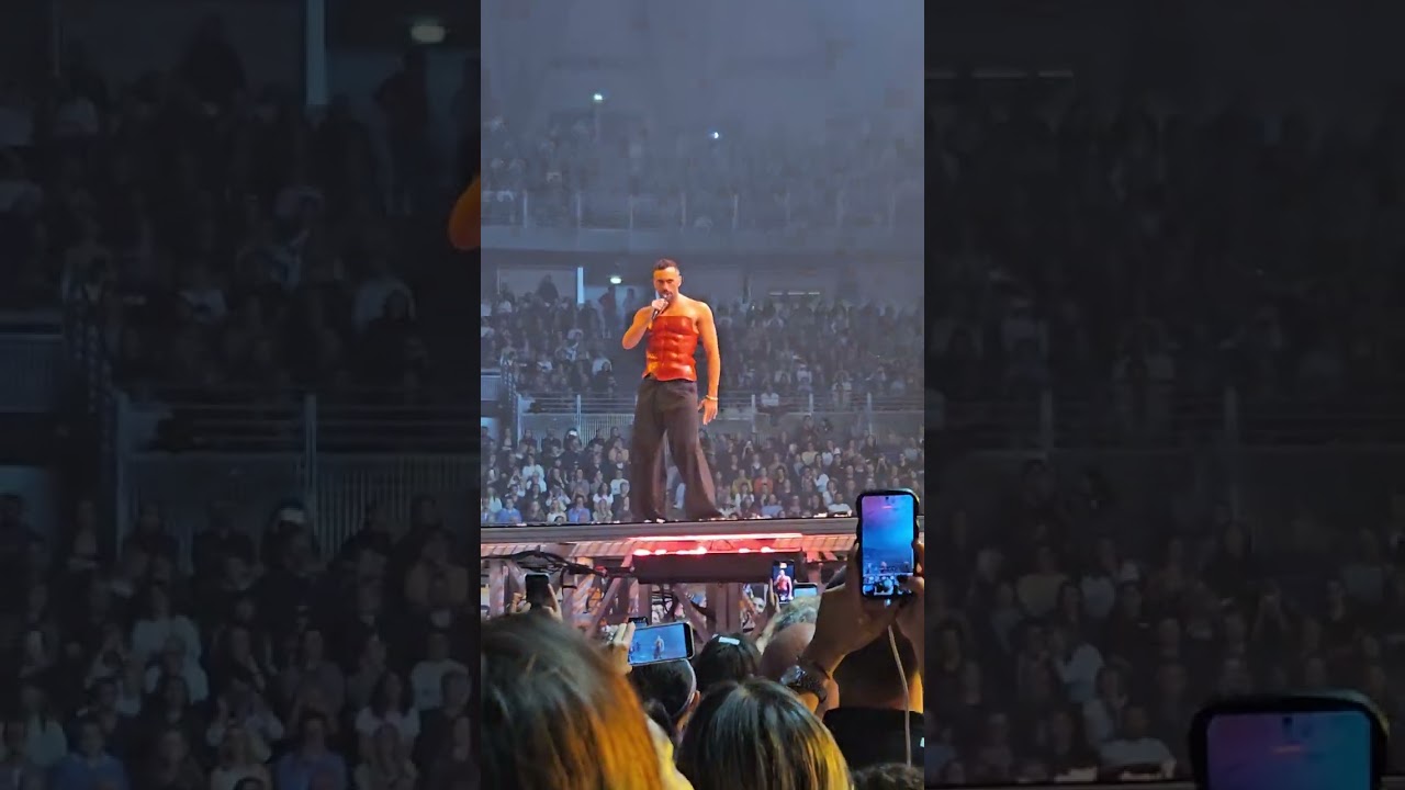 La Casa Azul - Marco Mengoni Live 2025 08/11/25 ROMA Palalottomatica parterre