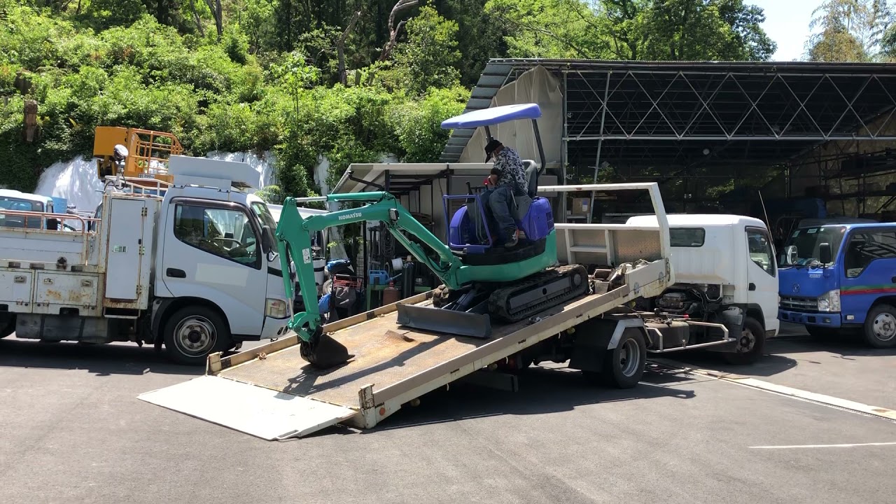 コマツパワーショベルPC-15MR-1入庫しました!キャリアカーからミニ 