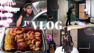 6AM WORKOUT, BACK IN MY BAG, HE’S OBSESSED,MY POWER WENT OUT | VLOG