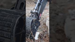 Mud Digging challenge with Huina RC Excavator #rcexcavator #rctruck #excavator #fyp #shorts #rc