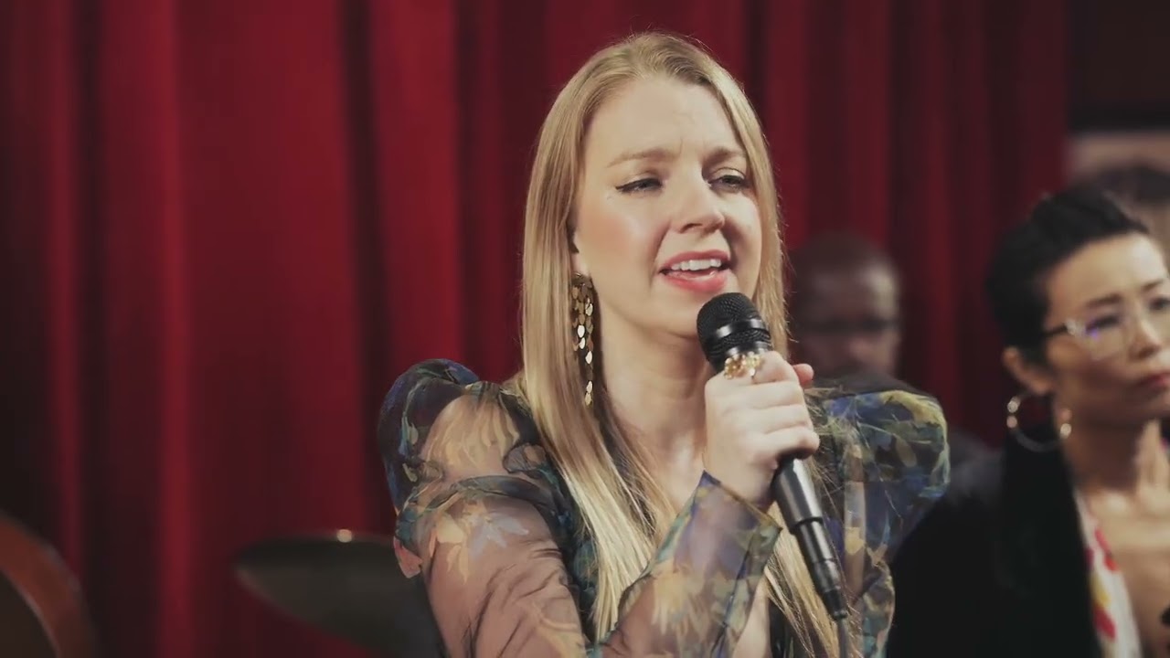 Aubrey Johnson | The Lively Air - 