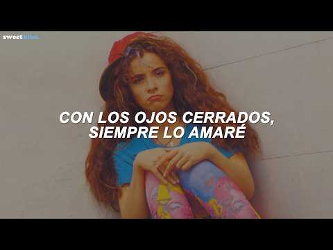 Gloria Trevi - Con los ojos cerrados (Letra/Lyrics)