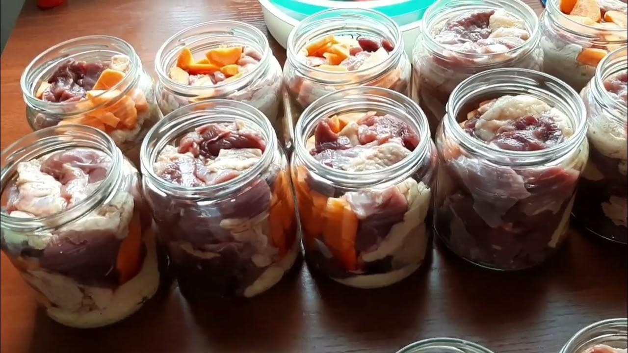 тушёнка из утки в домашних в автоклаве. свиная тушенка в автоклаве. тушёнка домашняя в стеклянных банках. домашняя тушенка из кролика. тушенка из утки.