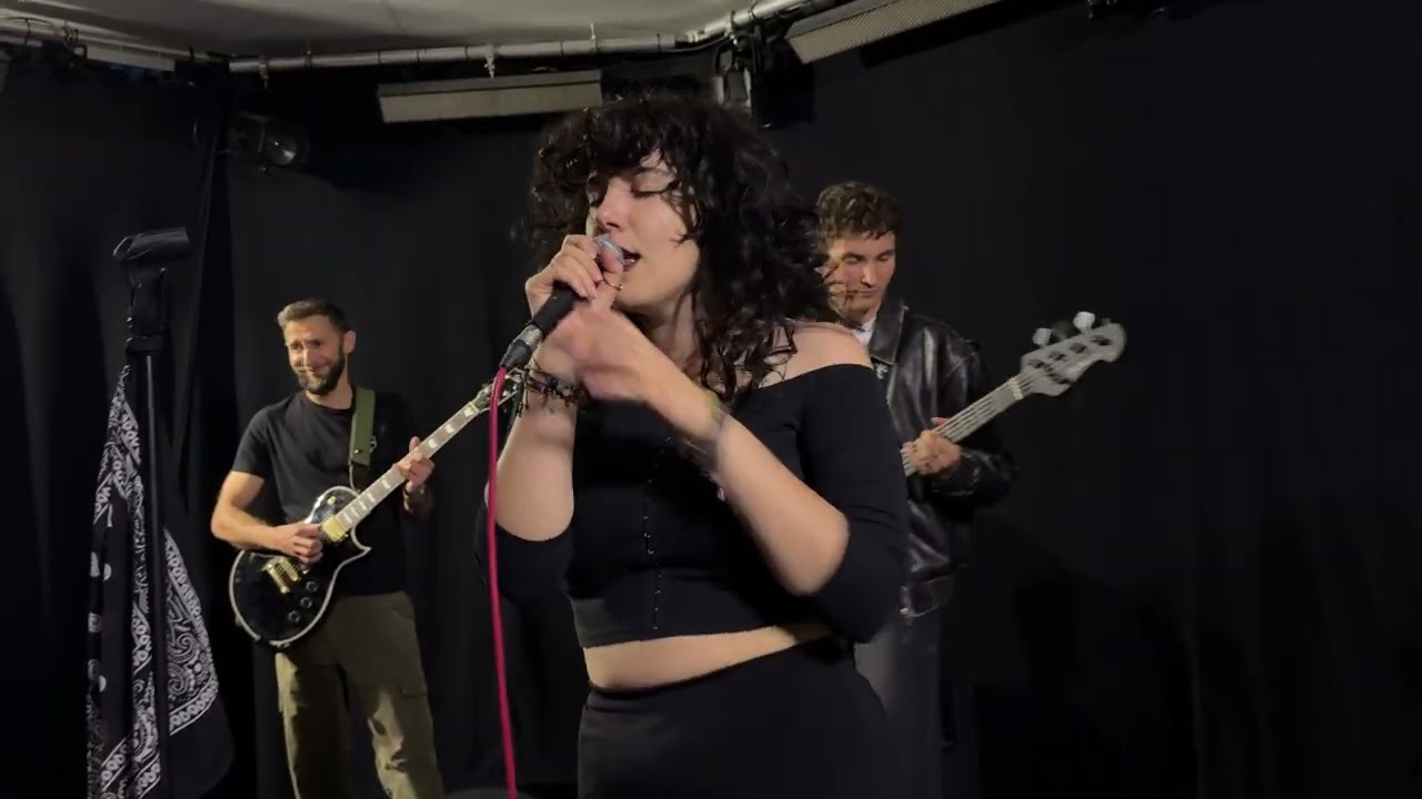 (Nie) tęsknię- Firley (live version)