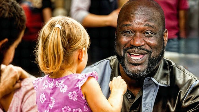 Girl Sells Lemonade To Pay For Chemo, Suddenly Shaq Appears & Shocks Everyone - YouTube