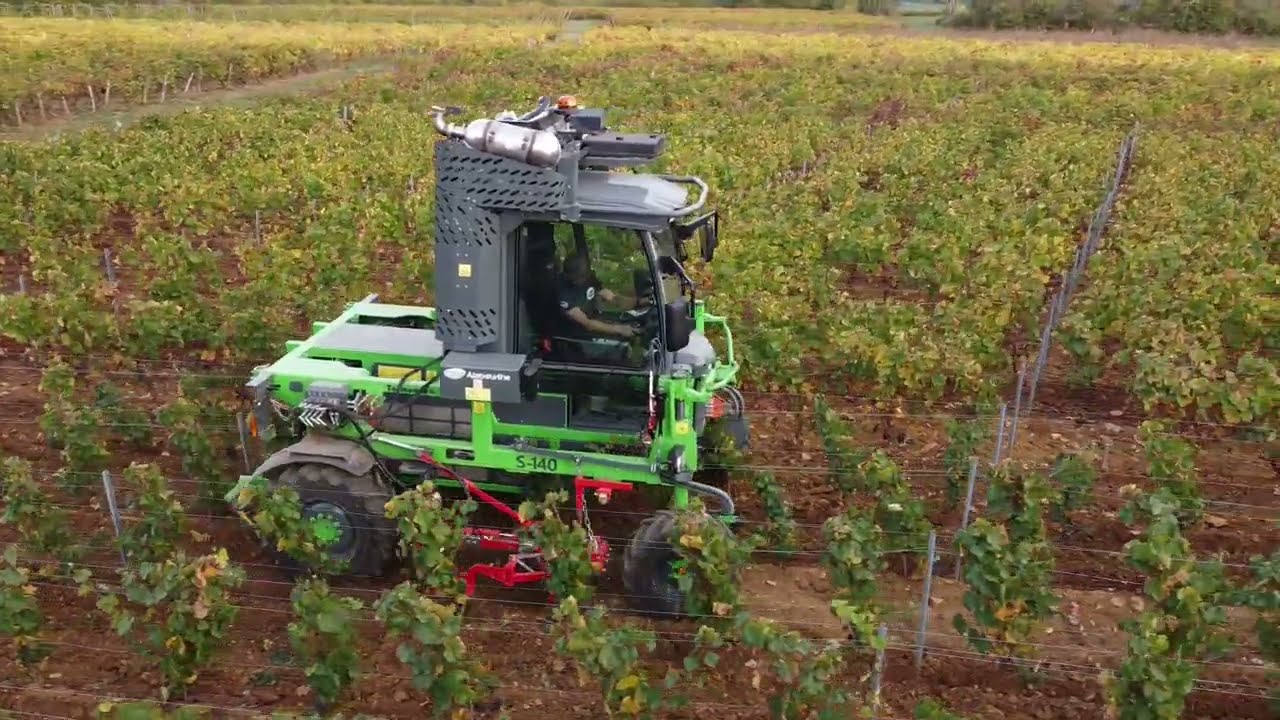 Essai TECNOMA  S140 au labour