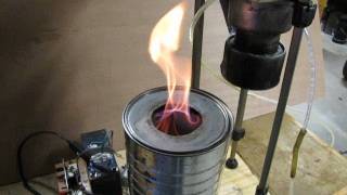 Stirling engine running on diy wood gas stove