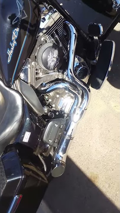 2012 FLHR Road King 103ci Python Rayzer 2-Into-1 - YouTube