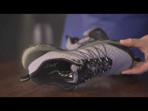 Серветки для чищення взуття та шкіряних виробів Coccine Cleaning Wipes  15 шт., видео 1