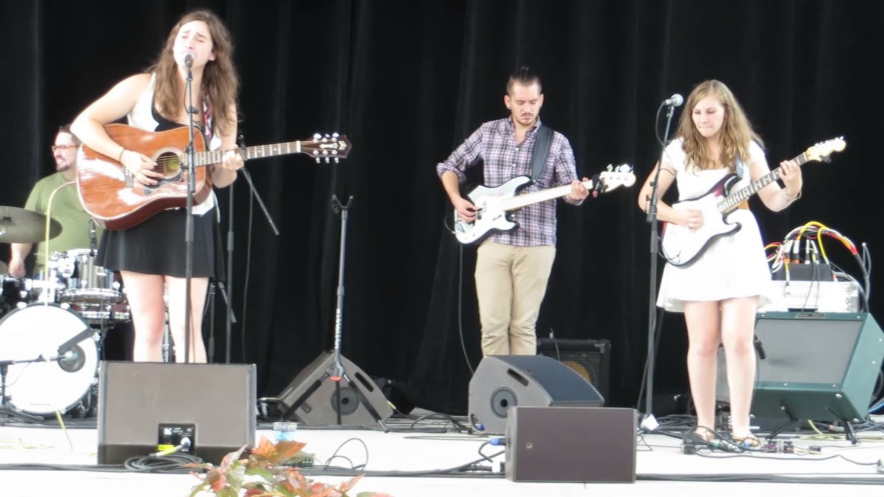 A short clip of Reina del Cid YouTube