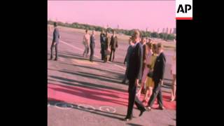 SYND 27-1-74 ISABELA PERON AT MILITARY INSPECTION AT MEETS PANAMANIAN VIPS Profile