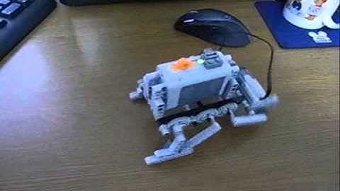 4 Legs Robot with Lego Technic 8293 Power Function Type B3