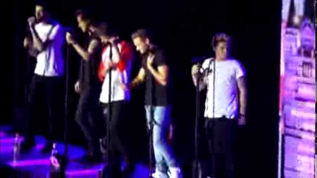 One Direction Change My Mind Brisbane, Australia 21/10/2013