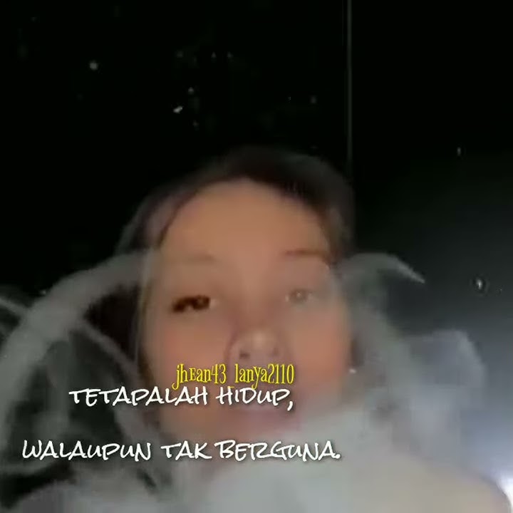 Story wa tetaplah hidup walau tak berguna
