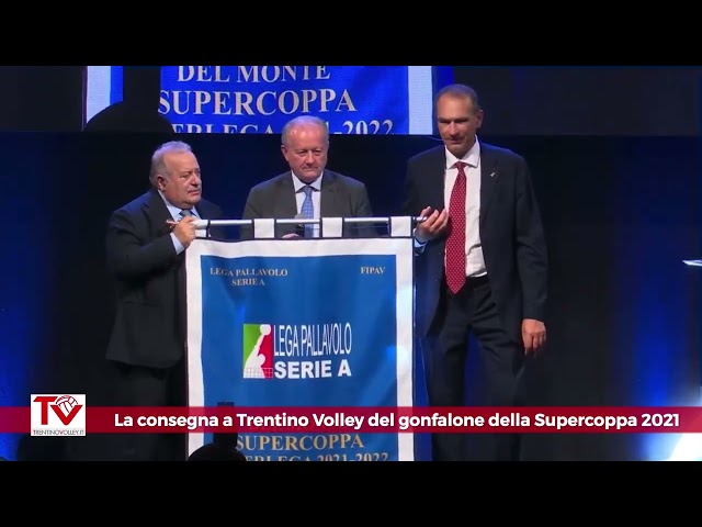 🏆🇮🇹 PREMIAZIONE | La consegna del gonfalone per la Supercoppa 2021