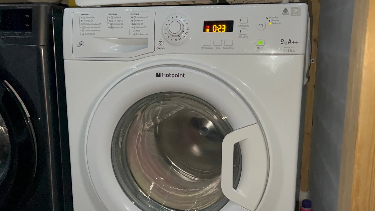 Hotpoint WMXTF942 | Whites 60c with delicate option | Full cycle