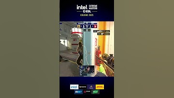 910 clutches 1v2 with a pistol and a no-scope AWP finisher #esl #cs #кс #counterstrike #csgo #clutch