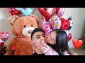 SURPRISING MY GIRLFRIEND FOR VALENTINE'S DAY!! **CUTE REACTION**