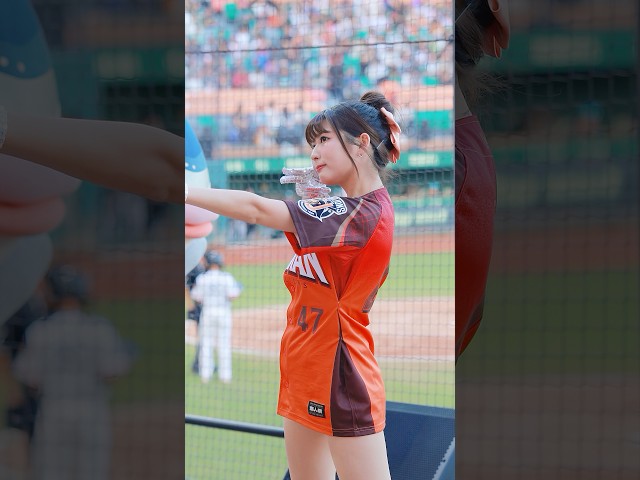 南人季瑟七 正面版三振出局舞🤩 #啦啦隊 #瑟七 #統一獅 #unigirls #치어리더